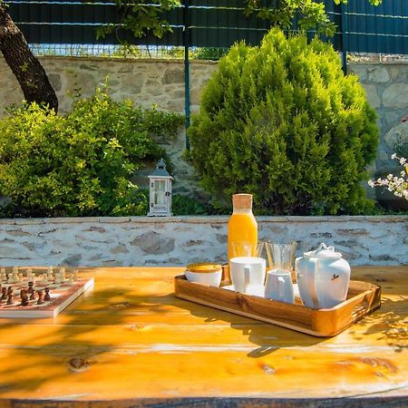 Holiday Home Moliva Donje Sitno Bagian luar foto