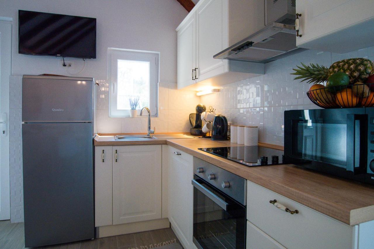 Holiday Home Moliva Donje Sitno Bagian luar foto