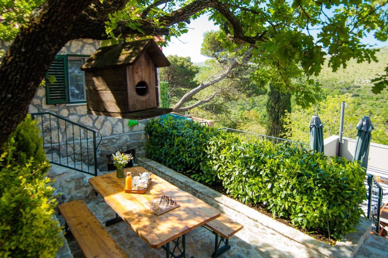 Holiday Home Moliva Donje Sitno Bagian luar foto